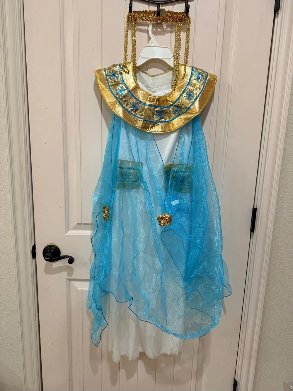 Suit Yourself classic cleopatra
